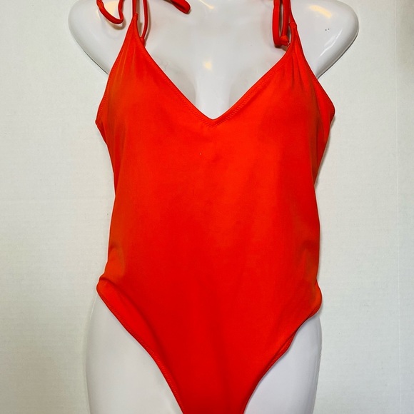 Victoria Secret Pink Women's Orange One-Piece Swimsuit NWOT - Picture 1 of 3